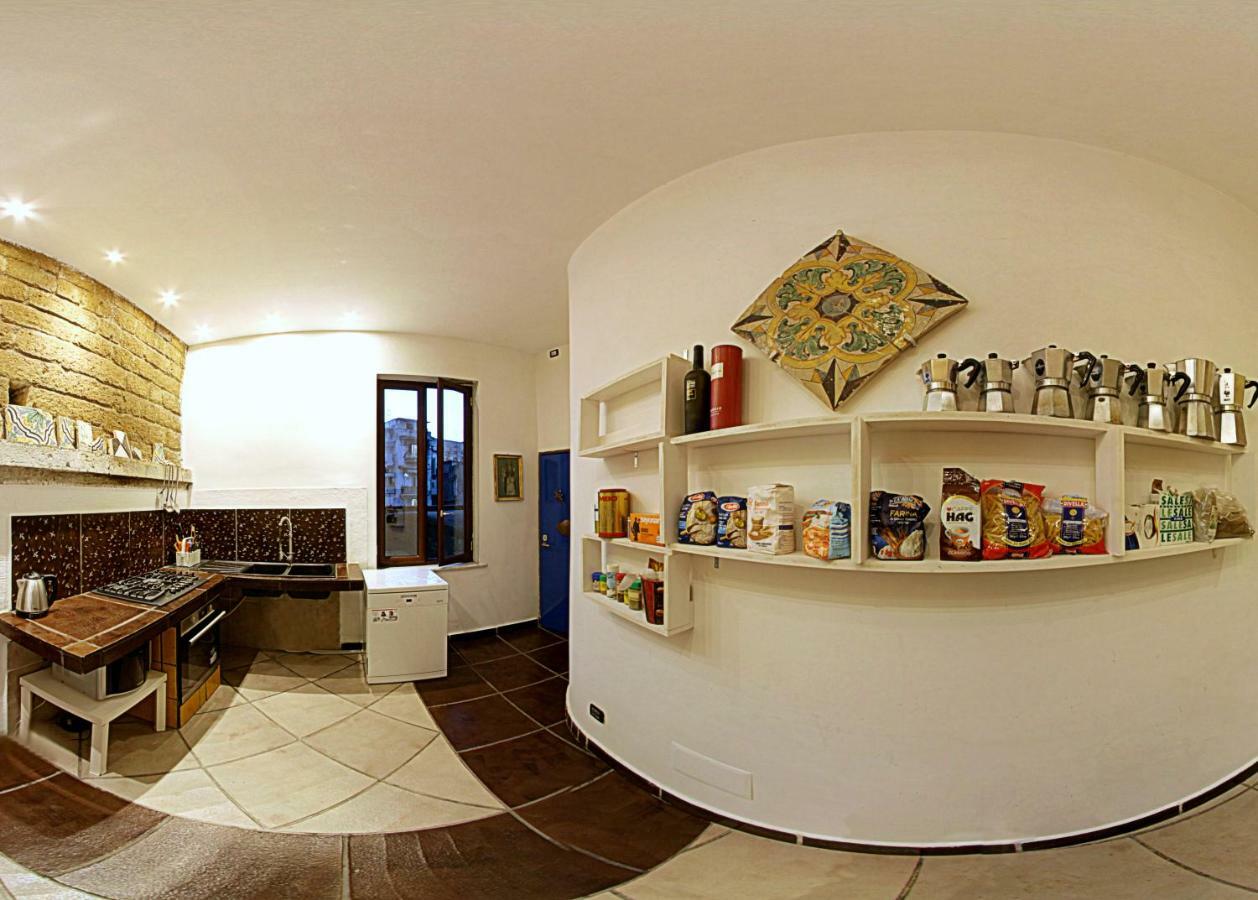 Casa Del Monacone Bed & Breakfast Napoli Dış mekan fotoğraf